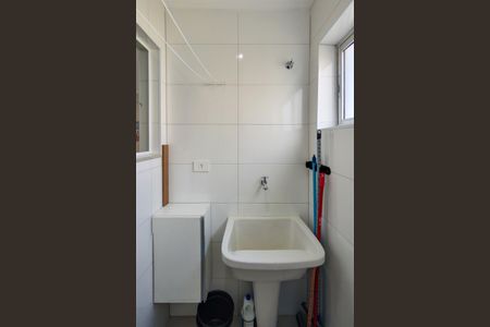 Apartamento para alugar com 65m², 2 quartos e 1 vagaÁrea de Serviço