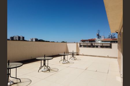 Apartamento para alugar com 66m², 2 quartos e 1 vagaÁrea comum - Salão de festas