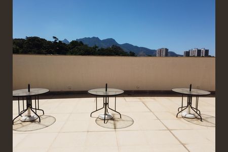 Apartamento para alugar com 66m², 2 quartos e 1 vagaÁrea comum - Salão de festas