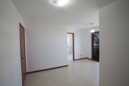Apartamento para alugar com 66m², 2 quartos e 1 vagaSala