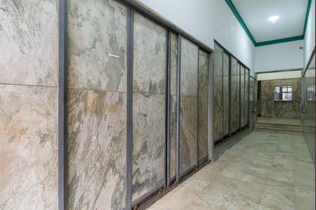 Apartamento à venda com 42m², 1 quarto e sem vagaÁrea comum - Hall de entrada do condomínio