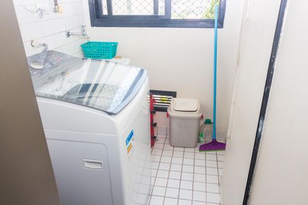 Apartamento à venda com 72m², 3 quartos e 1 vaga Apartamento à venda com 72m², 3 quartos e 1 vagaÁrea de Serviço