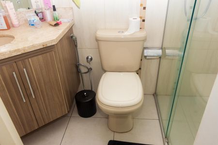 Apartamento à venda com 72m², 3 quartos e 1 vaga Apartamento à venda com 72m², 3 quartos e 1 vagaBanheiro da Suíte