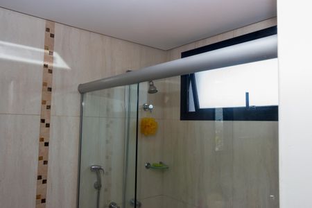 Apartamento à venda com 72m², 3 quartos e 1 vaga Apartamento à venda com 72m², 3 quartos e 1 vagaBanheiro da Suíte