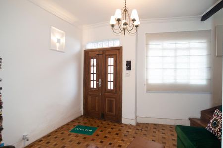 Casa para alugar com 140m², 2 quartos e sem vaga Casa para alugar com 140m², 2 quartos e sem vagaSala