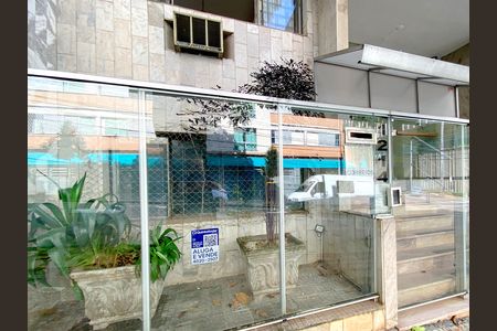 Apartamento para alugar com 90m², 2 quartos e 1 vagaFachada