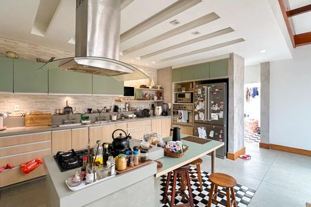 Casa à venda com 669m², 2 quartos e 3 vagasCozinha