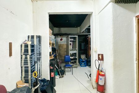 Casa à venda com 669m², 2 quartos e 3 vagasProdutora