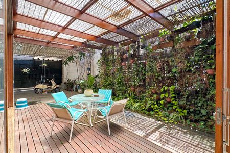 Casa à venda com 669m², 2 quartos e 3 vagasSala