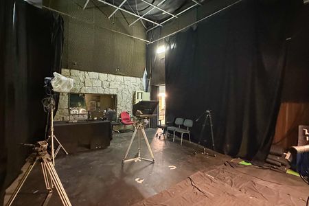 Casa à venda com 669m², 2 quartos e 3 vagasEstúdio