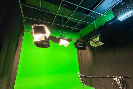 Casa à venda com 669m², 2 quartos e 3 vagasEstúdio