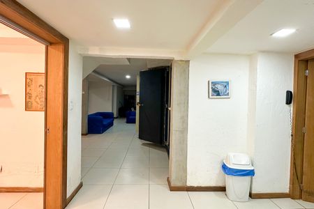 Casa à venda com 669m², 2 quartos e 3 vagasCozinha 02