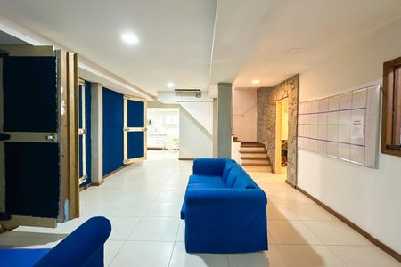 Casa à venda com 669m², 2 quartos e 3 vagasProdutora