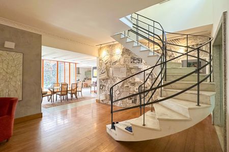 Casa à venda com 669m², 2 quartos e 3 vagasSala