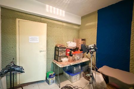 Casa à venda com 669m², 2 quartos e 3 vagasProdutora