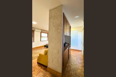 Casa à venda com 669m², 2 quartos e 3 vagasSuíte