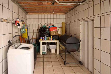 Casa para alugar com 60m², 2 quartos e 1 vagaÁrea de Serviço