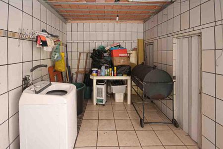 Casa para alugar com 60m², 2 quartos e 1 vagaÁrea de Serviço