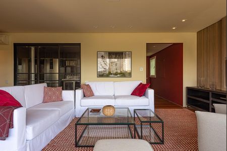 Apartamento à venda com 95m², 1 quarto e 1 vagaFoto 02