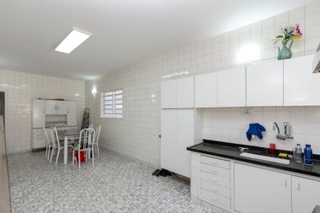 Casa para alugar com 170m², 3 quartos e 2 vagasCozinha