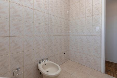 Casa para alugar com 170m², 3 quartos e 2 vagasBanheiro