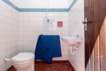 Casa para alugar com 170m², 3 quartos e 2 vagasBanheiro de Serviço