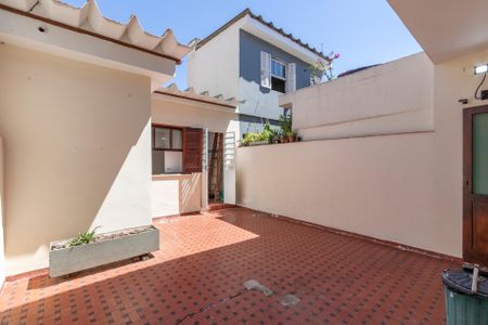 Casa para alugar com 170m², 3 quartos e 2 vagasQuintal