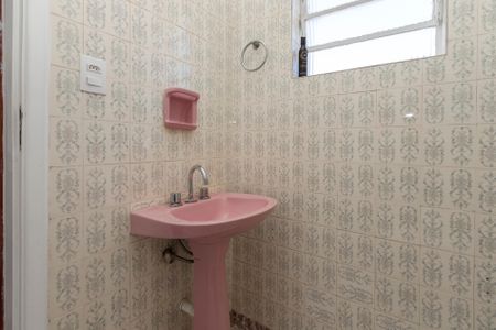 Casa para alugar com 170m², 3 quartos e 2 vagasBanheiro da Suíte