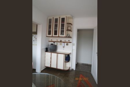 Apartamento para alugar com 160m², 4 quartos e 3 vagas