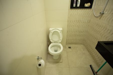 Apartamento para alugar com 60m², 2 quartos e 1 vaga Apartamento para alugar com 60m², 2 quartos e 1 vagaBanheiro