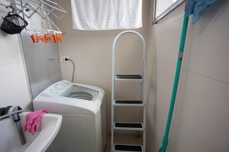 Apartamento para alugar com 60m², 2 quartos e 1 vaga Apartamento para alugar com 60m², 2 quartos e 1 vagaÁrea de Serviço