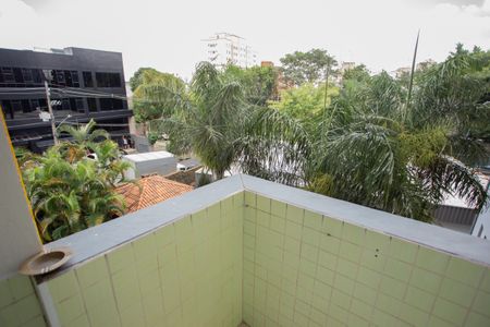 Apartamento para alugar com 60m², 2 quartos e 1 vaga Apartamento para alugar com 60m², 2 quartos e 1 vagaVaranda