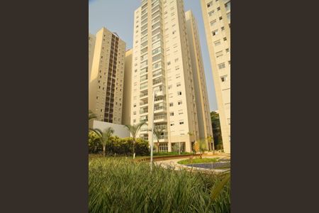 Apartamento para alugar com 92m², 3 quartos e 2 vagasÁrea comum - Vista interna