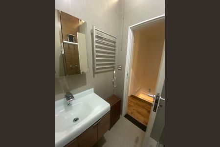 Casa à venda com 100m², 3 quartos e 1 vagaBanheiro 1