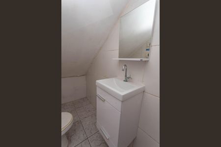 Casa à venda com 253m², 4 quartos e 2 vagasBanheiro da garagem