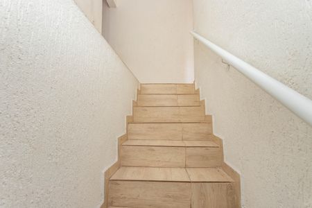 Casa à venda com 253m², 4 quartos e 2 vagasEscada