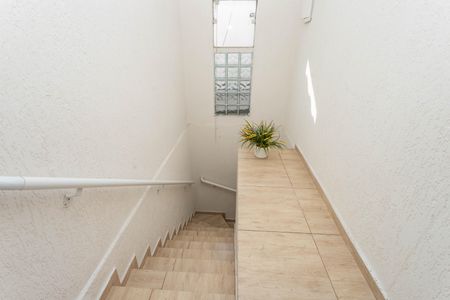 Casa à venda com 253m², 4 quartos e 2 vagasEscada