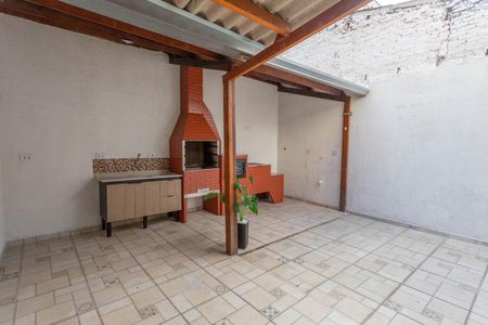 Casa à venda com 253m², 4 quartos e 2 vagasÁrea de lazer