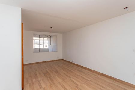 Casa à venda com 253m², 4 quartos e 2 vagasSala