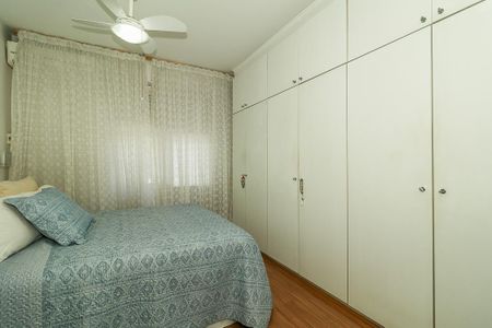 Casa à venda com 180m², 3 quartos e 3 vagas Casa à venda com 180m², 3 quartos e 3 vagasQuarto 3