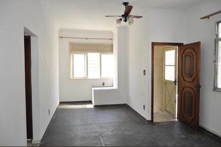 Casa à venda com 211m², 4 quartos e 1 vagaSala