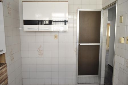 Casa à venda com 211m², 4 quartos e 1 vagaCozinha