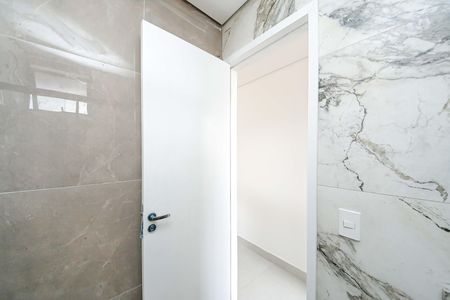 Apartamento para alugar com 30m², 2 quartos e sem vaga Apartamento para alugar com 30m², 2 quartos e sem vagaBanheiro