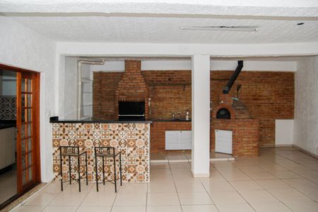 Casa à venda com 300m², 5 quartos e 4 vagasÁrea comum