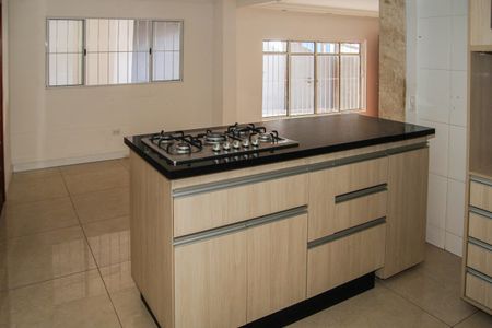 Casa à venda com 300m², 5 quartos e 4 vagasCozinha