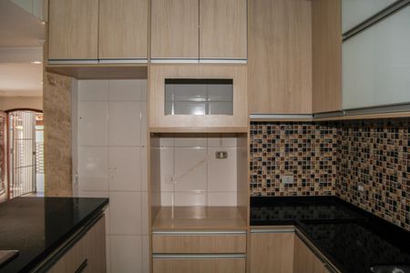 Casa à venda com 300m², 5 quartos e 4 vagasCozinha