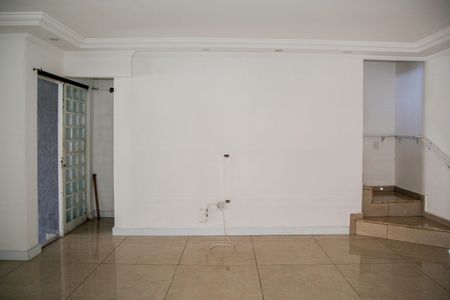 Casa à venda com 300m², 5 quartos e 4 vagasSala