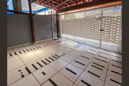 Casa à venda com 300m², 5 quartos e 4 vagasGaragem