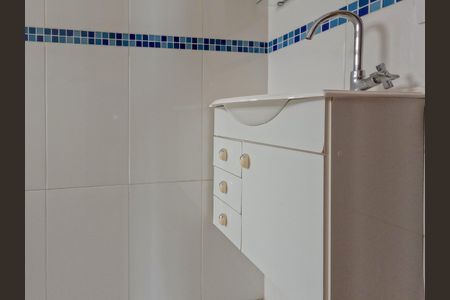 Casa à venda com 300m², 5 quartos e 4 vagasBanheiro 2