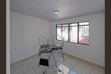 Casa à venda com 300m², 5 quartos e 4 vagasSala